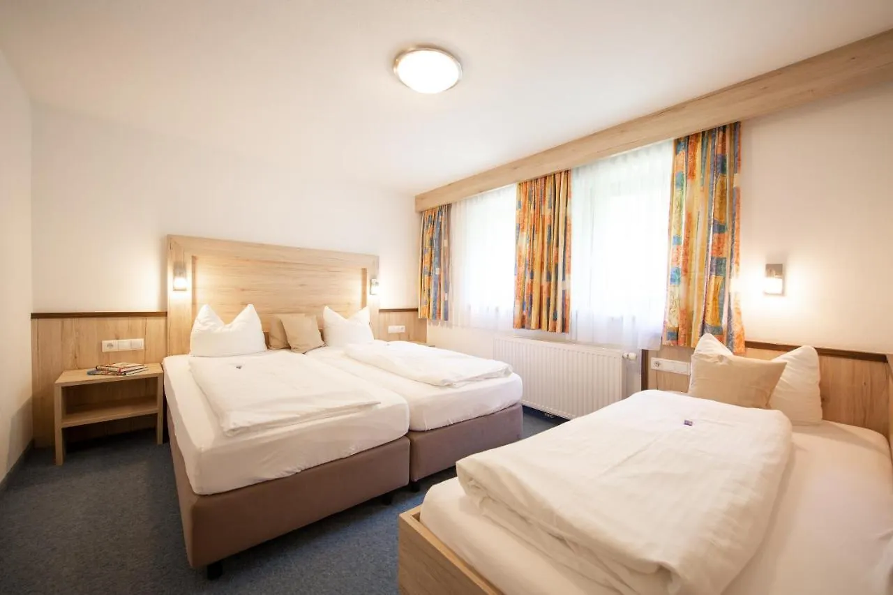 Guest house Appartements Waldesrand Solden