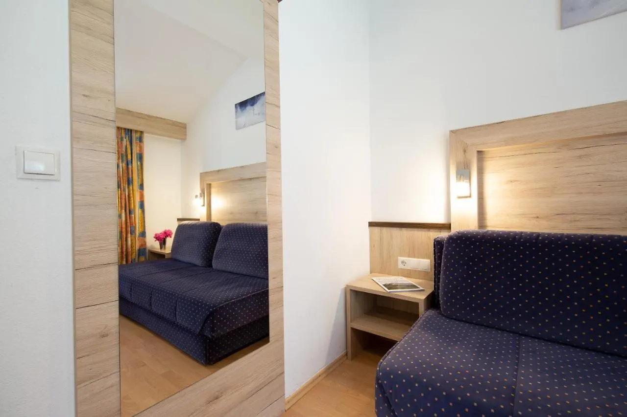 *** Guest house Appartements Waldesrand Solden Austria